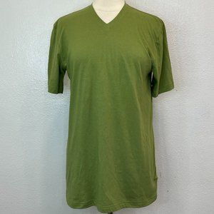 NWT LulaRoe Devin Olive Green V-neck Short Sleeve Small T-shirt